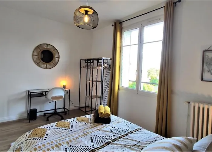 Le Petit Jacobin - Center